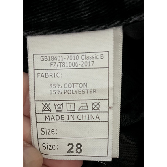 Black Distressed Jeans Womens Sz 28 Straight leg High Rise Destroyed Grunge - Picture 8 of 8